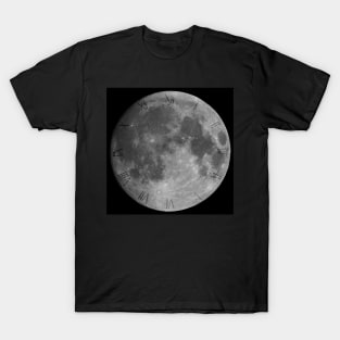 Full moon on black sky background T-Shirt